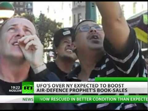 Ufo In Nyc: Aliens Or Balloons In New York Sky?